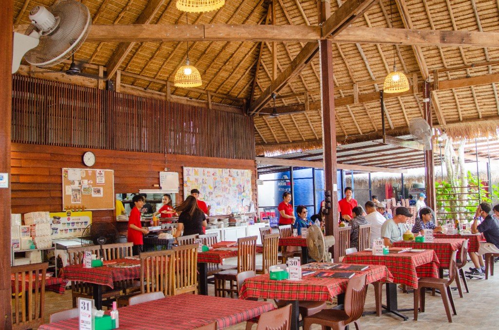 Spacious open dining area at KoDam Kitchen Branch 1
